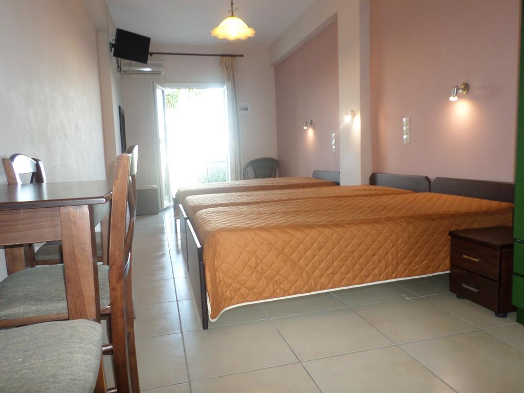 Krystallia Apartments Dassia  Exterior foto